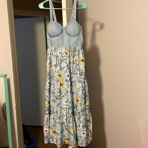 NWT dress. Denim/flowers